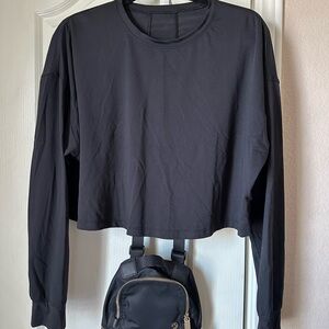 Lululemon Athletica Black Cuffed Long Sleeve Cropped Top